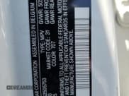 ✅ 2025 Volvo XC40 Plus Bright Theme • VIN: YV4L12UE8S2505753 • Lot: 60558845. Listed on Copart with 3,688 mi. Free auction sales archive from the USA and detailed vehicle history report at DreamBid. Image 13.