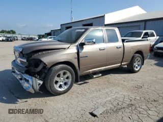 ✅ 2009 Dodge 1500 Sport • VIN: 1D3HV18T59S743996 • Лот: 55102305. Размещён на Copart с пробегом 98 347 миль миль. Получите бесплатный доступ к архиву аукционных продаж из США и посмотрите подробный отчёт об истории автомобиля на DreamBid. Изображение 1.