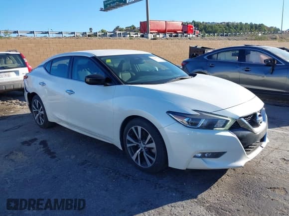 ✅ 2016 Nissan Maxima Platinum • VIN: 1N4AA6AP2GC409454 • Lot: 41667739. Listed on IAAI with 91,132 mi. Free auction sales archive from the USA and detailed vehicle history report at DreamBid. Image 1.