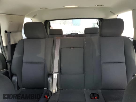 ✅ 2013 GMC Yukon SLE • VIN: 1GKS2AE07DR231873 • Lot: 57354555. Wystawiony na Copart z przebiegiem 117 647 mil. Bezpłatny archiwum sprzedaży aukcyjnych z USA i szczegółowy raport historii pojazdu na DreamBid. Zdjęcie 10.