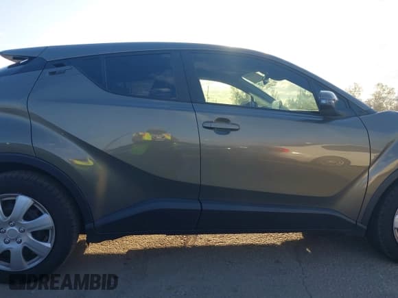 ✅ 2021 Toyota C-HR Limited • VIN: JTNKHMBX4M1117174 • Лот: 43266068. Опубликован ранее на IAAI с пробегом 49 017 миль. Бесплатный доступ к архиву аукционных продаж из США и подробный отчёт об истории автомобиля на DreamBid. Изображение 13.
