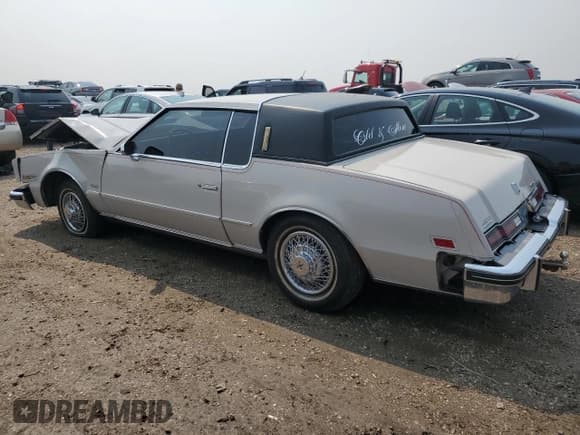 ✅ 1984 Oldsmobile Toronado • VIN: 1G3AZ57Y3EE346766 • Lot: 66703805. Listed on Copart with 79,056 mi. Free auction sales archive from the USA and detailed vehicle history report at DreamBid. Image 2.