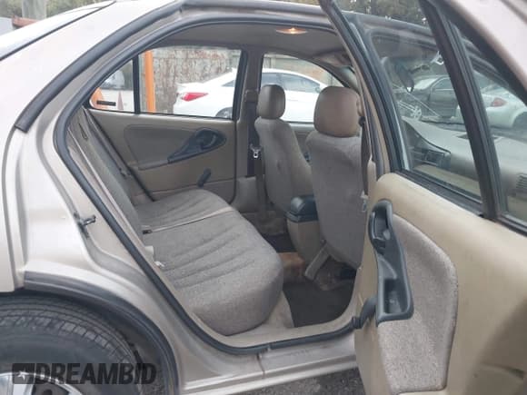 ✅ 2001 Chevrolet Cavalier • VIN: 1G1JC524417225905 • Лот: 43442045. Опубликован ранее на IAAI с пробегом Не указан. Бесплатный доступ к архиву аукционных продаж из США и подробный отчёт об истории автомобиля на DreamBid. Изображение 8.