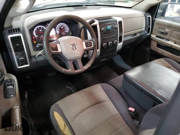 2009 Dodge 1500 SLT с VIN 1D3HB16P89J503992, выставлен на аукционе Copart как лот 91617965 с пробегом 61 428 миль миль и Чистый • Clean title. История ставок и продаж доступна на DreamBid. Изображение 8.