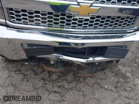 ✅ 2019 Chevrolet Silverado 2500HD Work Truck • VIN: 2GC2CREG2K1226543 • Lot: 42174597. Listed on IAAI with 168,676 mi. Free auction sales archive from the USA and detailed vehicle history report at DreamBid. Image 6.