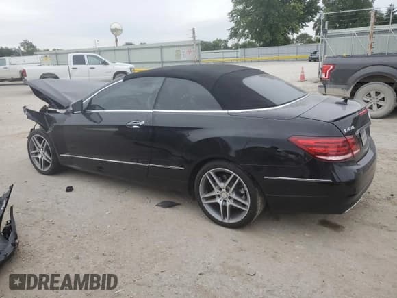 ✅ 2015 Mercedes-Benz E 400 • VIN: WDDKK6FF0FF305351 • Лот: 70152895. Опубликован ранее на Copart с пробегом 56 237 миль. Бесплатный доступ к архиву аукционных продаж из США и подробный отчёт об истории автомобиля на DreamBid. Изображение 2.