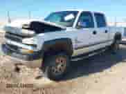 2001 Chevrolet Silverado 2500HD с VIN 1GCHK23161F209528, выставлен на аукционе IAAI как лот 43339276 с пробегом 211 500 миль миль и . История ставок и продаж доступна на DreamBid. Изображение 2.