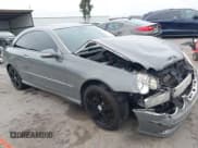 ✅ 2005 Mercedes-Benz CLK 500 • VIN: WDBTJ75J85F145858 • Лот: 42443242. Опубликован ранее на IAAI с пробегом 167 933 миль. Бесплатный доступ к архиву аукционных продаж из США и подробный отчёт об истории автомобиля на DreamBid. Изображение 1.