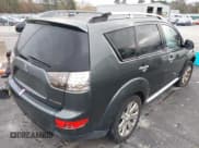 ✅ 2008 Mitsubishi Outlander SE • VIN: JA4LS31W58Z010939 • Lot: 43808076. Listed on IAAI with 220,661 mi. Free auction sales archive from the USA and detailed vehicle history report at DreamBid. Image 4.