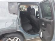 ✅ 2018 Jeep Renegade Latitude • VIN: ZACCJBBB2JPJ17348 • Lot: 43244462. Wystawiony na IAAI z przebiegiem 98 128 mil. Bezpłatny archiwum sprzedaży aukcyjnych z USA i szczegółowy raport historii pojazdu na DreamBid. Zdjęcie 8.