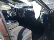 ✅ 2016 Chevrolet Silverado 1500 LT • VIN: 1GCVKREC9GZ221805 • Lot: 43101480. Wystawiony na IAAI z przebiegiem 138 997 mil. Bezpłatny archiwum sprzedaży aukcyjnych z USA i szczegółowy raport historii pojazdu na DreamBid. Zdjęcie 5.