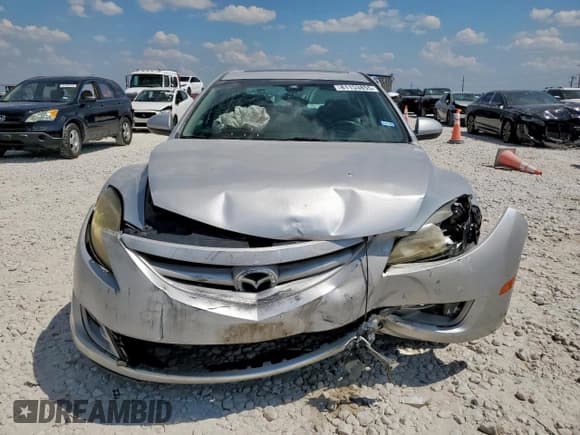 ✅ 2009 Mazda 6 i Touring • VIN: 1YVHP82A995M01513 • Lot: 81153855. Wystawiony na Copart z przebiegiem 177 654 mil. Bezpłatny archiwum sprzedaży aukcyjnych z USA i szczegółowy raport historii pojazdu na DreamBid. Zdjęcie 5.