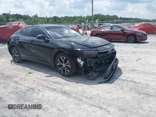 ✅ 2024 Toyota Crown XLE • VIN: JTDAAAAF7R3028366 • Lot: 42857658. Wystawiony na IAAI z przebiegiem 30 618 mil. Bezpłatny archiwum sprzedaży aukcyjnych z USA i szczegółowy raport historii pojazdu na DreamBid. Zdjęcie 1.