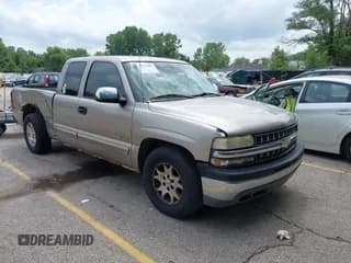 ✅ 2000 Chevrolet Silverado 1500 LS • VIN: 2GCEC19T5Y1333441 • Lot: 42776581. Wystawiony na IAAI z przebiegiem 229 706 mil. Bezpłatny archiwum sprzedaży aukcyjnych z USA i szczegółowy raport historii pojazdu na DreamBid. Zdjęcie 1.