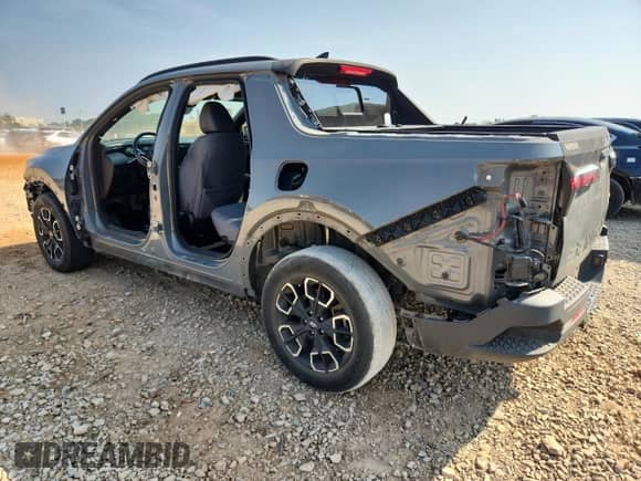 ✅ 2022 Hyundai Santa Cruz SEL Premium • VIN: 5NTJDDAF5NH011915 • Lot: 81134675. Wystawiony na Copart z przebiegiem 43 507 mil. Bezpłatny archiwum sprzedaży aukcyjnych z USA i szczegółowy raport historii pojazdu na DreamBid. Zdjęcie 2.