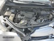 ✅ 2018 Toyota RAV4 XLE • VIN: JTMWFREV4JD125823 • Lot: 80745845. Wystawiony na Copart z przebiegiem 117 709 mil. Bezpłatny archiwum sprzedaży aukcyjnych z USA i szczegółowy raport historii pojazdu na DreamBid. Zdjęcie 12.