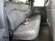 ✅ 2001 Chevrolet Silverado 2500HD LS • VIN: 1GCHK29U71E258941 • Лот: 56692395. Опубликован ранее на Copart с пробегом 189 133 миль. Бесплатный доступ к архиву аукционных продаж из США и подробный отчёт об истории автомобиля на DreamBid. Изображение 10.