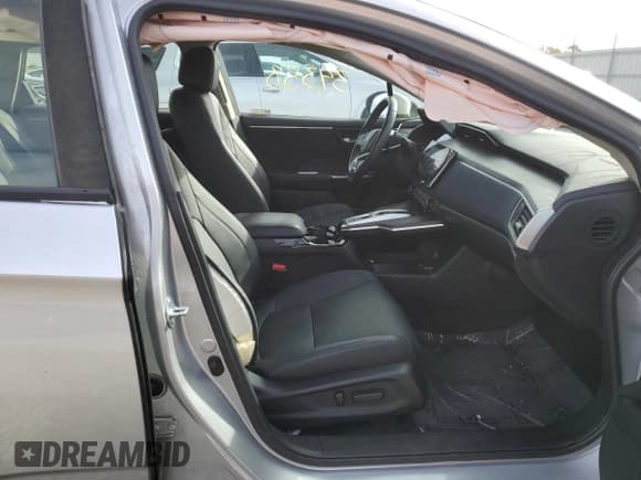 ✅ 2018 Honda Clarity Touring • VIN: JHMZC5F30JC012337 • Лот: 65006512. Опубликован ранее на Copart с пробегом 34 358 миль. Бесплатный доступ к архиву аукционных продаж из США и подробный отчёт об истории автомобиля на DreamBid. Изображение 5.