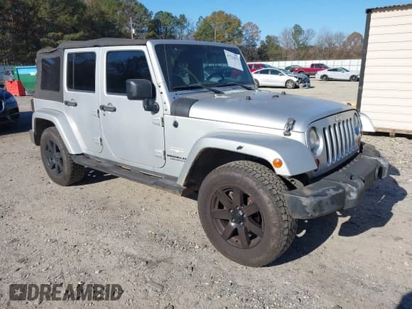 ✅ 2007 Jeep Wrangler Unlimited Sahara • VIN: 1J4GB59167L152708 • Lot: 43722971. Listed on IAAI with 215,920 mi. Free auction sales archive from the USA and detailed vehicle history report at DreamBid. Image 1.