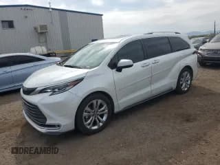 ✅ 2022 Toyota Sienna Platinum • VIN: 5TDERKEC1NS116533 • Лот: 70362315. Опубликован ранее на Copart с пробегом 85 860 миль. Бесплатный доступ к архиву аукционных продаж из США и подробный отчёт об истории автомобиля на DreamBid. Изображение 1.
