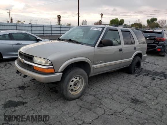 ✅ 2004 Chevrolet Blazer LS • VIN: 1GNDT13X34K148670 • Lot: 44439845. Wystawiony na Copart z przebiegiem 196 344 mil. Bezpłatny archiwum sprzedaży aukcyjnych z USA i szczegółowy raport historii pojazdu na DreamBid. Zdjęcie 1.