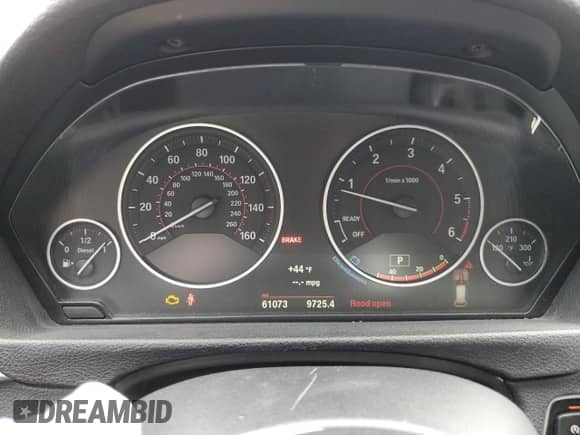 2018 BMW 3 Series 328d xDrive с VIN WBA8J1C50JA019038, выставлен на аукционе Copart как лот 85010124 с пробегом 61 073 миль миль и Списание • Salvage title. История ставок и продаж доступна на DreamBid. Изображение 9.