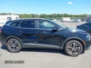 ✅ 2024 Kia Sportage EX • VIN: 5XYK3CDF6RG167194 • Lot: 43237406. Listed on IAAI with 9,205 mi. Free auction sales archive from the USA and detailed vehicle history report at DreamBid. Image 6.