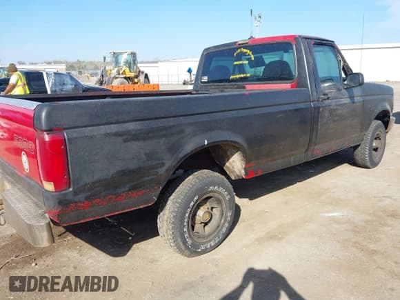 ✅ 1993 Ford F-150 • VIN: 1FTEF14Y0PLA96912 • Лот: 41909975. Опубликован ранее на IAAI с пробегом Не указан. Бесплатный доступ к архиву аукционных продаж из США и подробный отчёт об истории автомобиля на DreamBid. Изображение 4.