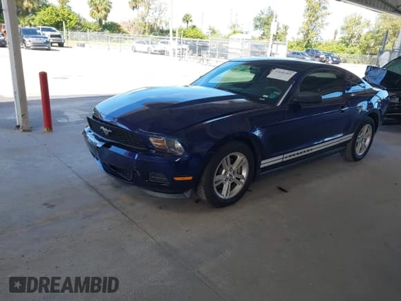 ✅ 2011 Ford Mustang Premium • VIN: 1ZVBP8AM9B5137641 • Lot: 43646405. Listed on IAAI with 91,627 mi. Free auction sales archive from the USA and detailed vehicle history report at DreamBid. Image 2.