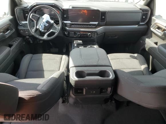 ✅ 2023 Chevrolet Silverado 1500 RST • VIN: 2GCUDEED9P1130064 • Лот: 89519675. Опубликован ранее на Copart с пробегом 26 700 миль. Бесплатный доступ к архиву аукционных продаж из США и подробный отчёт об истории автомобиля на DreamBid. Изображение 8.