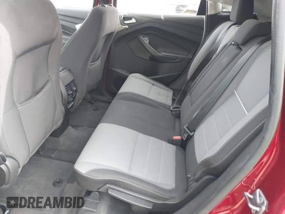 ✅ 2013 Ford C-Max SE • VIN: 1FADP5AU3DL522739 • Lot: 41230079. Wystawiony na IAAI z przebiegiem 86 445 mil. Bezpłatny archiwum sprzedaży aukcyjnych z USA i szczegółowy raport historii pojazdu na DreamBid. Zdjęcie 8.