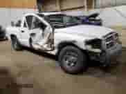 2007 Dodge Dakota ST z VIN 1D3HW28P27S242678, wystawiony jako Copart lot #58687635 z przebiegiem 196 558 mil mil oraz Czysty tytuł • Clean title. Historia ofert i sprzedaży dostępna na DreamBid. Obrazek 4.