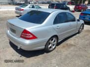 ✅ 2006 Mercedes-Benz C 230 Sport • VIN: WDBRF52H86F752734 • Lot: 42532783. Listed on IAAI with 128,302 mi. Free auction sales archive from the USA and detailed vehicle history report at DreamBid. Image 4.
