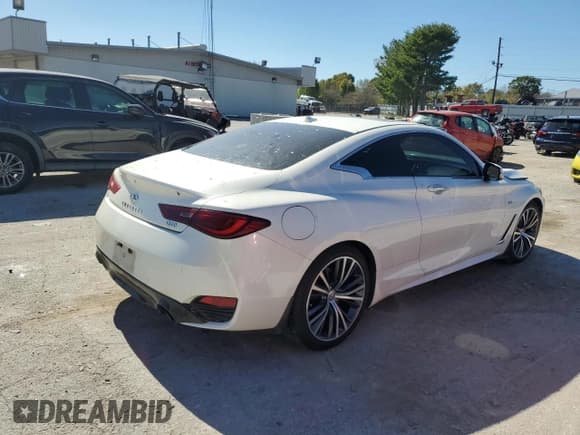 ✅ 2018 Infiniti Q60 Sport • VIN: JN1EV7EK0JM340319 • Лот: 72844634. Опубликован ранее на Copart с пробегом 142 441 миль. Бесплатный доступ к архиву аукционных продаж из США и подробный отчёт об истории автомобиля на DreamBid. Изображение 3.