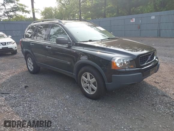 ✅ 2004 Volvo XC90 • VIN: YV1CZ59H841096799 • Lot: 42421637. Wystawiony na IAAI z przebiegiem 169 843 mil. Bezpłatny archiwum sprzedaży aukcyjnych z USA i szczegółowy raport historii pojazdu na DreamBid. Zdjęcie 1.