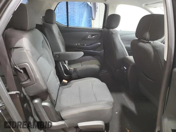 ✅ 2020 Chevrolet Traverse LT Cloth • VIN: 1GNEVGKW3LJ208221 • Lot: 70252285. Wystawiony na Copart z przebiegiem 17 288 mil. Bezpłatny archiwum sprzedaży aukcyjnych z USA i szczegółowy raport historii pojazdu na DreamBid. Zdjęcie 11.