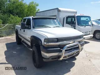 ✅ 2002 Chevrolet Silverado 2500HD LS • VIN: 1GCHC23U42F125698 • Лот: 42023001. Опубликован ранее на IAAI с пробегом Не указан. Бесплатный доступ к архиву аукционных продаж из США и подробный отчёт об истории автомобиля на DreamBid. Изображение 1.