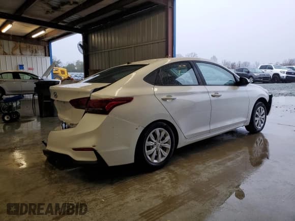✅ 2019 Hyundai Accent SE • VIN: 3KPC24A3XKE071241 • Лот: 84471514. Опубликован ранее на Copart с пробегом 93 683 миль. Бесплатный доступ к архиву аукционных продаж из США и подробный отчёт об истории автомобиля на DreamBid. Изображение 3.