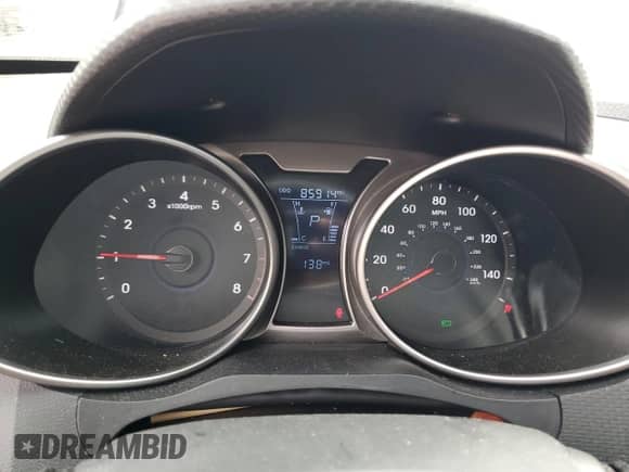 2014 Hyundai Veloster с VIN KMHTC6AD2EU212015, выставлен на аукционе Copart как лот 64215994 с пробегом 85 914 миль миль и Списание • Salvage title. История ставок и продаж доступна на DreamBid. Изображение 9.