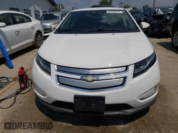 ✅ 2015 Chevrolet Volt • VIN: 1G1RA6E43FU115799 • Lot: 62440674. Wystawiony na Copart z przebiegiem 146 339 mil. Bezpłatny archiwum sprzedaży aukcyjnych z USA i szczegółowy raport historii pojazdu na DreamBid. Zdjęcie 5.