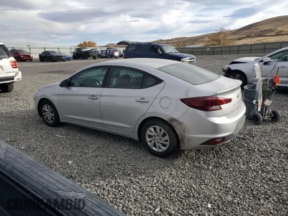 ✅ 2019 Hyundai Elantra SE • VIN: 5NPD74LF4KH487066 • Lot: 91587285. Listed on Copart with 97,600 mi. Free auction sales archive from the USA and detailed vehicle history report at DreamBid. Image 2.