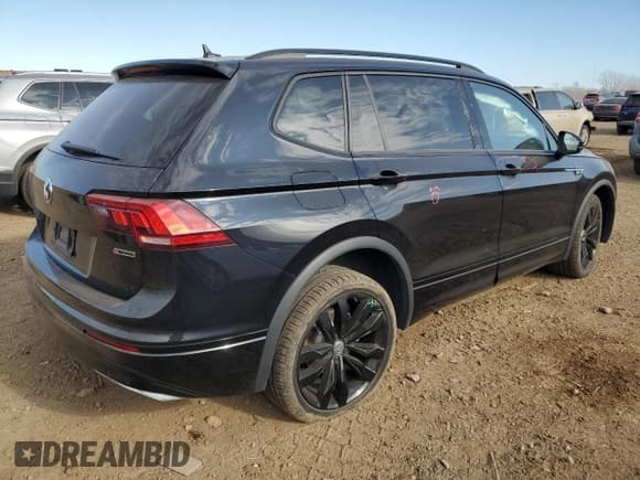 ✅ 2021 Volkswagen Tiguan SE • VIN: 3VV2B7AX2MM097343 • Lot: 93000265. Wystawiony na Copart z przebiegiem 20 047 mil. Bezpłatny archiwum sprzedaży aukcyjnych z USA i szczegółowy raport historii pojazdu na DreamBid. Zdjęcie 3.