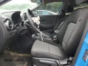 ✅ 2020 Hyundai Kona SE • VIN: KM8K12AA8LU578638 • Лот: 69762614. Опубликован ранее на Copart с пробегом 59 309 миль. Бесплатный доступ к архиву аукционных продаж из США и подробный отчёт об истории автомобиля на DreamBid. Изображение 7.