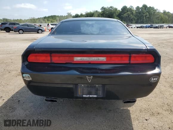 ✅ 2013 Dodge Challenger SXT • VIN: 2C3CDYAG4DH695150 • Lot: 63113394. Wystawiony na Copart z przebiegiem 137 022 mil. Bezpłatny archiwum sprzedaży aukcyjnych z USA i szczegółowy raport historii pojazdu na DreamBid. Zdjęcie 6.