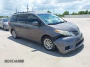 ✅ 2012 Toyota Sienna XLE AAS • VIN: 5TDYK3DCXCS263181 • Lot: 42958403. Listed on IAAI with 224,960 mi. Free auction sales archive from the USA and detailed vehicle history report at DreamBid. Image 1.