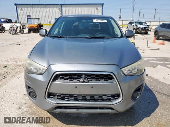 2013 Mitsubishi Outlander ES z VIN 4A4AR3AU7DE002388, wystawiony jako Copart lot #71191145 z przebiegiem 210 627 mil mil oraz Szkoda całkowita • Salvage title. Historia ofert i sprzedaży dostępna na DreamBid. Obrazek 5.
