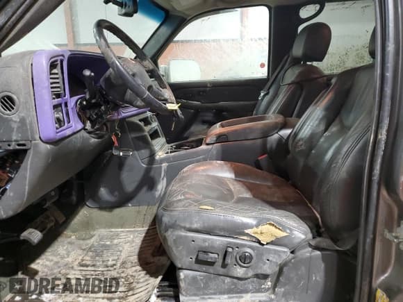 ✅ 2007 GMC Sierra 2500HD SLT • VIN: 1GTHK23DX7F184569 • Лот: 85855544. Опубликован ранее на Copart с пробегом Не указан. Бесплатный доступ к архиву аукционных продаж из США и подробный отчёт об истории автомобиля на DreamBid. Изображение 7.