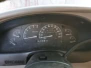 ✅ 1997 Ford Ranger XLT • VIN: 1FTCR10U1VUA25310 • Lot: 81277915. Wystawiony na Copart z przebiegiem 229 537 mil. Bezpłatny archiwum sprzedaży aukcyjnych z USA i szczegółowy raport historii pojazdu na DreamBid. Zdjęcie 9.