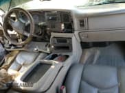 ✅ 2006 Chevrolet Silverado 2500HD LT2 • VIN: 1GCHK23D66F159926 • Lot: 45532525. Wystawiony na Copart z przebiegiem Nie podano. Bezpłatny archiwum sprzedaży aukcyjnych z USA i szczegółowy raport historii pojazdu na DreamBid. Zdjęcie 8.