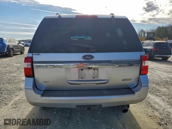 ✅ 2016 Ford Expedition King Ranch • VIN: 1FMJU1HTXGEF35603 • Лот: 95017315. Опубликован ранее на Copart с пробегом 141 682 миль. Бесплатный доступ к архиву аукционных продаж из США и подробный отчёт об истории автомобиля на DreamBid. Изображение 6.